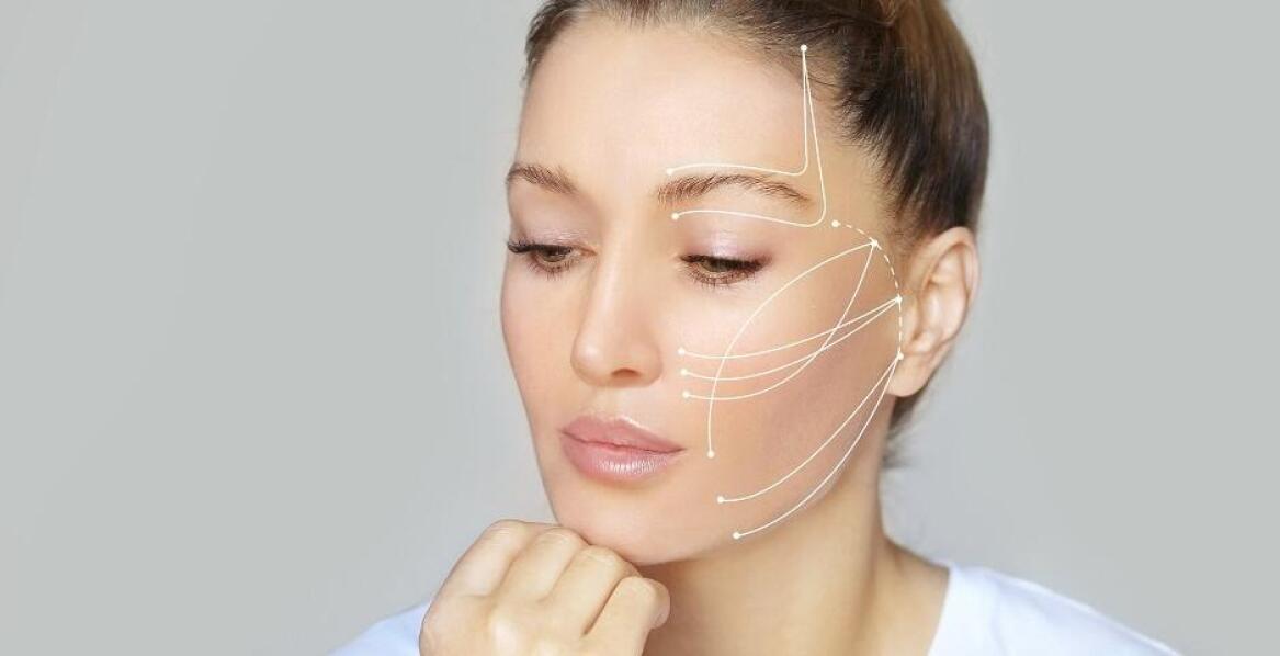 Jak wygląda regeneracja po liftingu policzków?