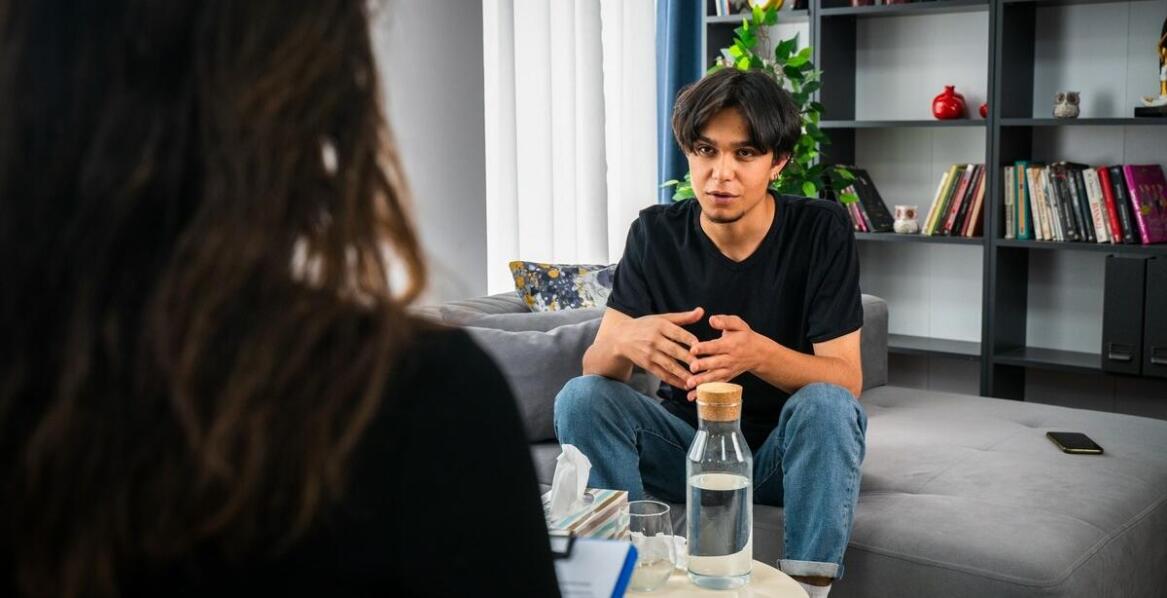 Wpływ terapii poznawczo-behawioralnej na leczenie depresji u młodzieży