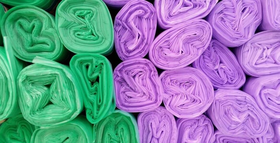 Jak wybrać dobrego producenta worków foliowych?