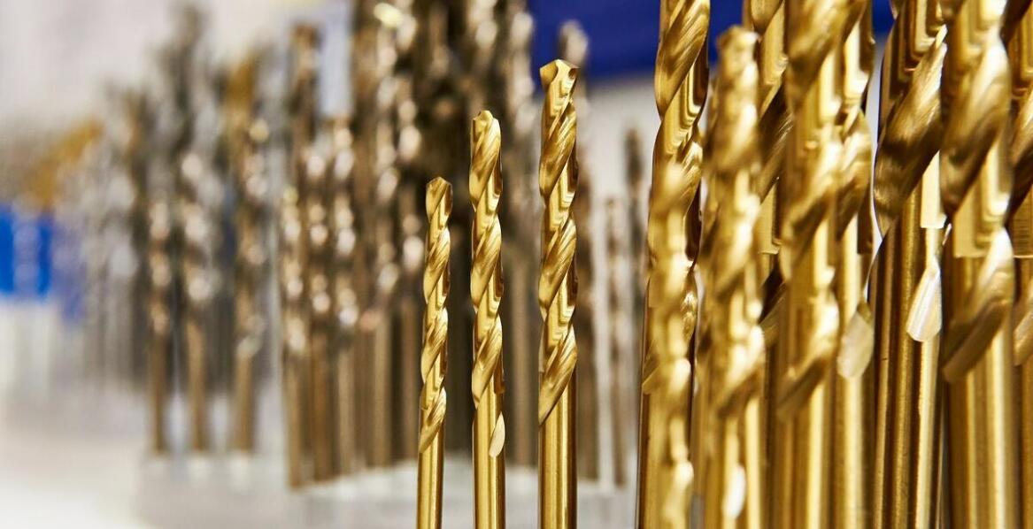 Dlaczego frezy trzpieniowe są kluczowe w nowoczesnym przemyśle drzewnym?