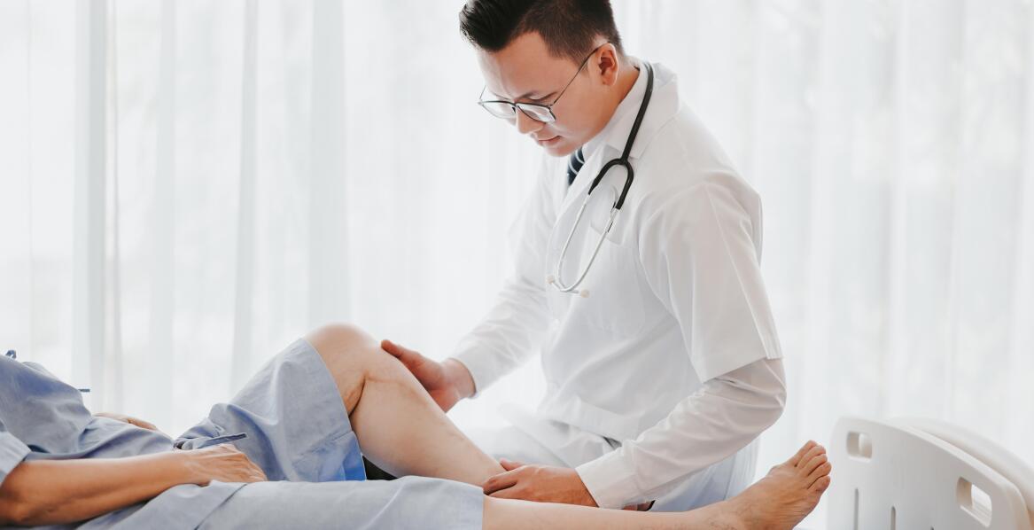 Jakie usługi diagnostyczne oferuje ortopeda prywatnie w Krakowie?