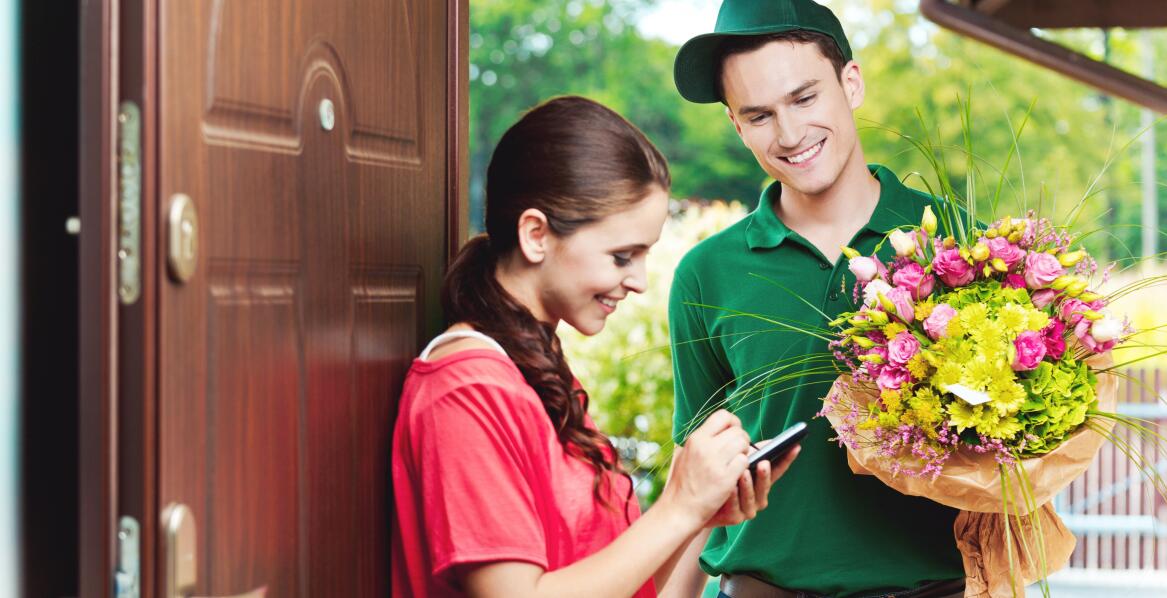 Jak kwiaty z dostawą do domu mogą uczynić rocznicę wyjątkową?