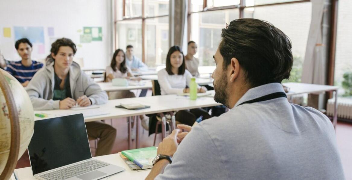 Kurs niemiecki online a rozwijanie umiejętności międzykulturowych