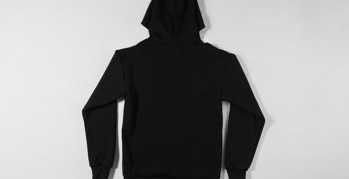 Ochrona termiczna bluz roboczych z kapturem: co warto wiedzieć?