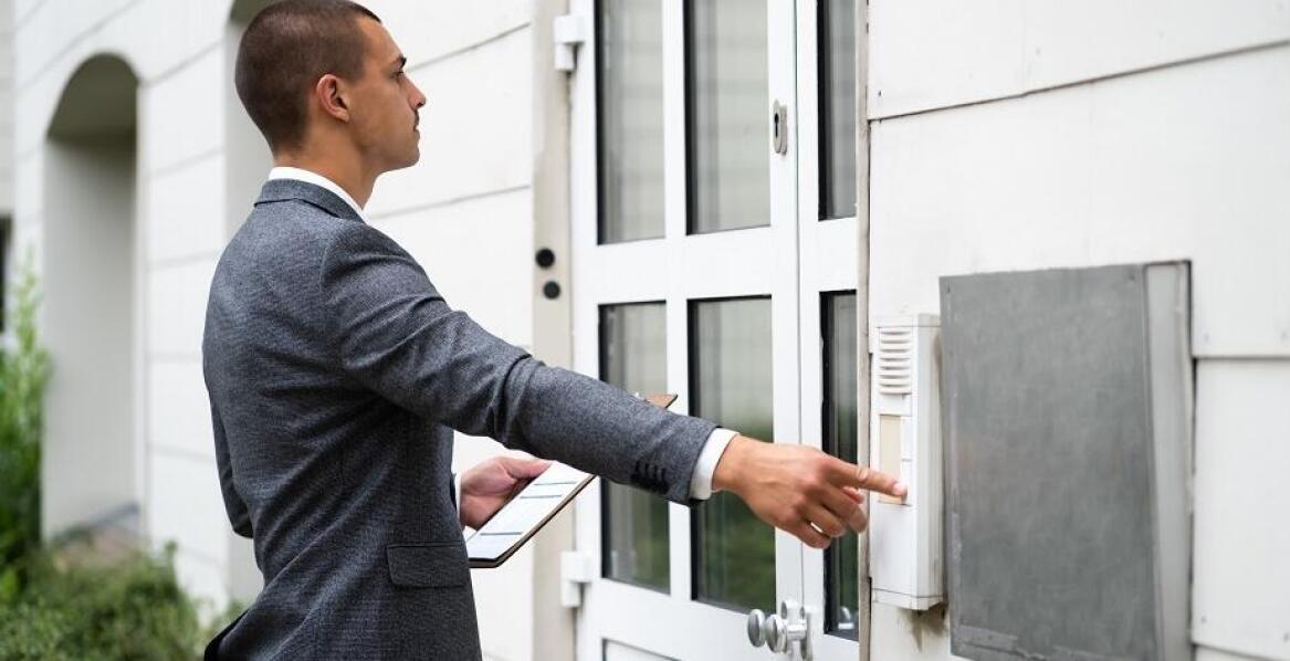 Jak komornik sądowy na Woli zabezpiecza roszczenia wierzycieli?