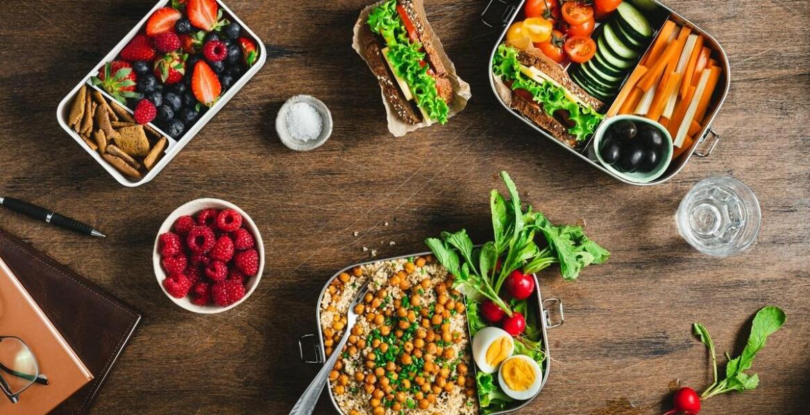 Jak kartony na ciasto wspierają ideę zero waste w branży gastronomicznej?