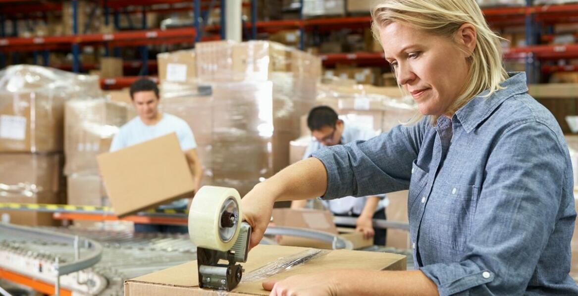 Wpływ szybkiej realizacji zamówień na zadowolenie klientów hurtowni makaronów