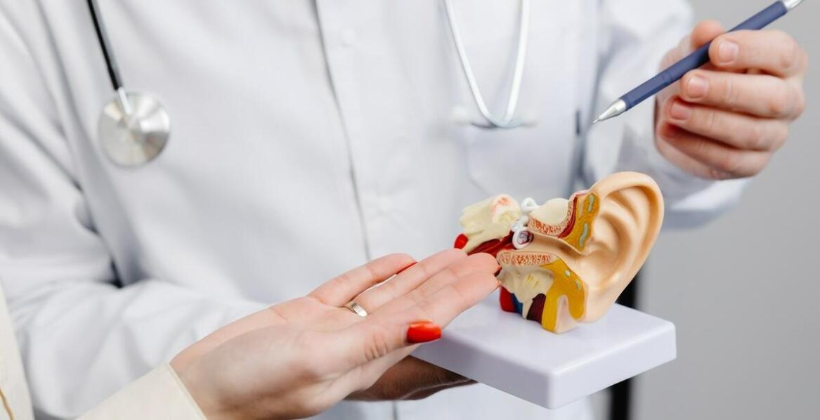 Rekonwalescencja po operacji plastycznej uszu – co warto wiedzieć?