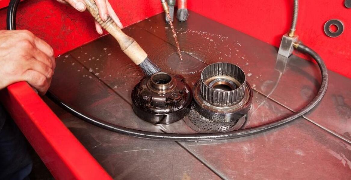 Automatyczne myjki przemysłowe: jakie korzyści oferują?