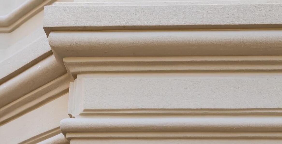 Sztukateria na elewację: jak projektować unikalne wzory?