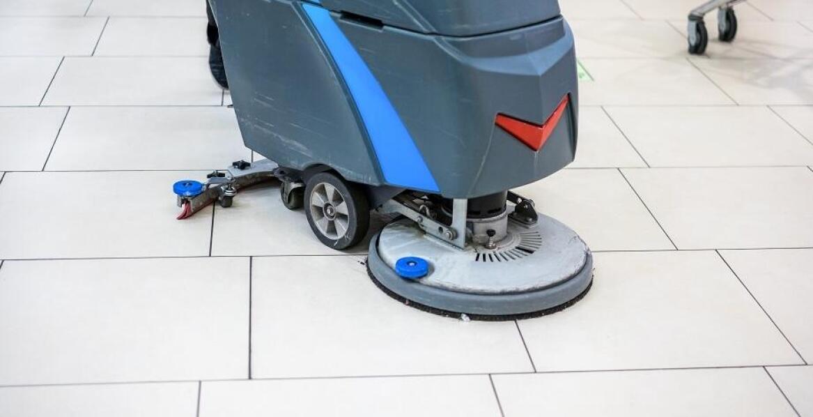 Jakie kryteria powinien spełniać nowoczesny sprzęt do sprzątania?