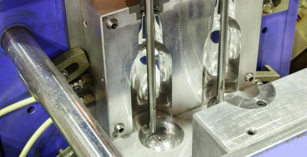 Montage von Kunststoffteilen - wie wählt man das passende für Ihr Grundstück?