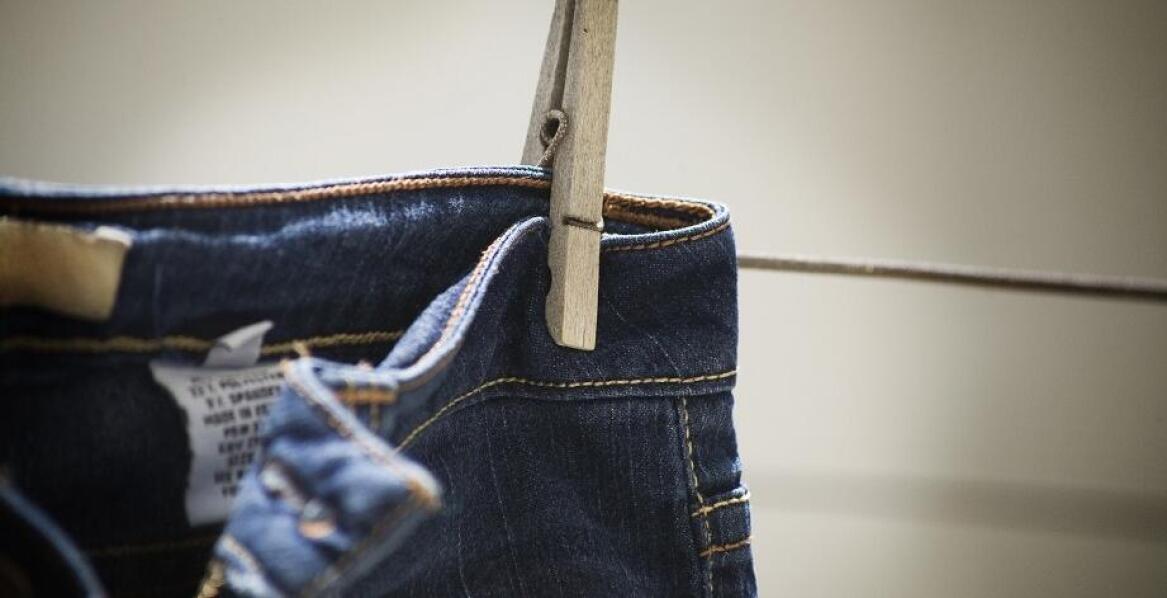 Suszarka na pranie stojąca – oszczędność miejsca i czasu w każdym domu