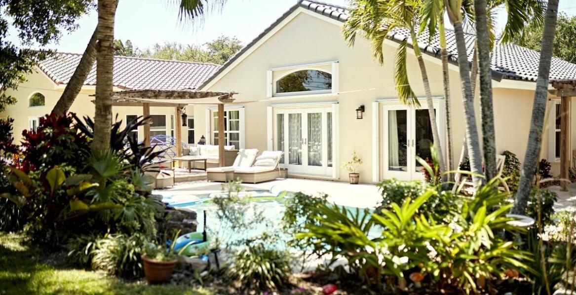 Zalety całorocznego użytkowania basenu naziemnego w ogrodzie