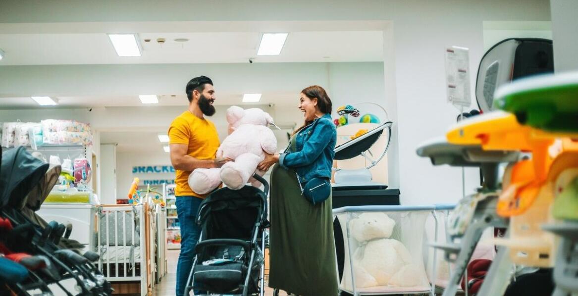 Jakie krzesełka do karmienia wybrać dla dziecka – przegląd funkcjonalnych modeli