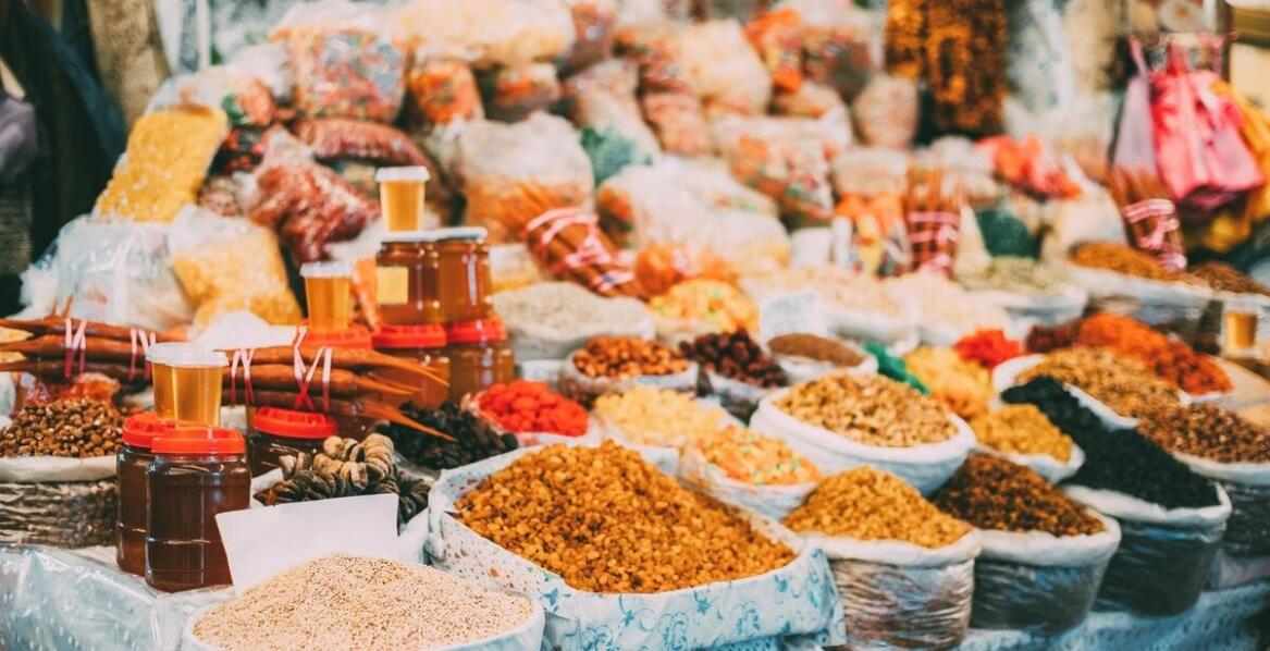 Hurtownia słoików a wsparcie dla start-upów w branży spożywczej