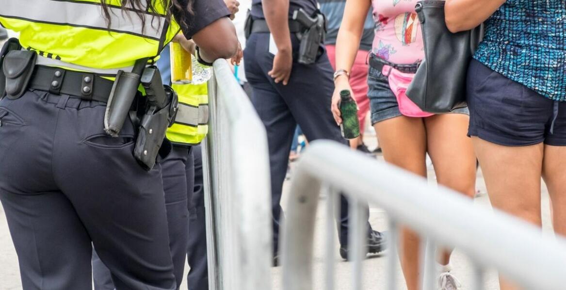 Jak agencja ochrony wspiera bezpieczeństwo eventów firmowych?