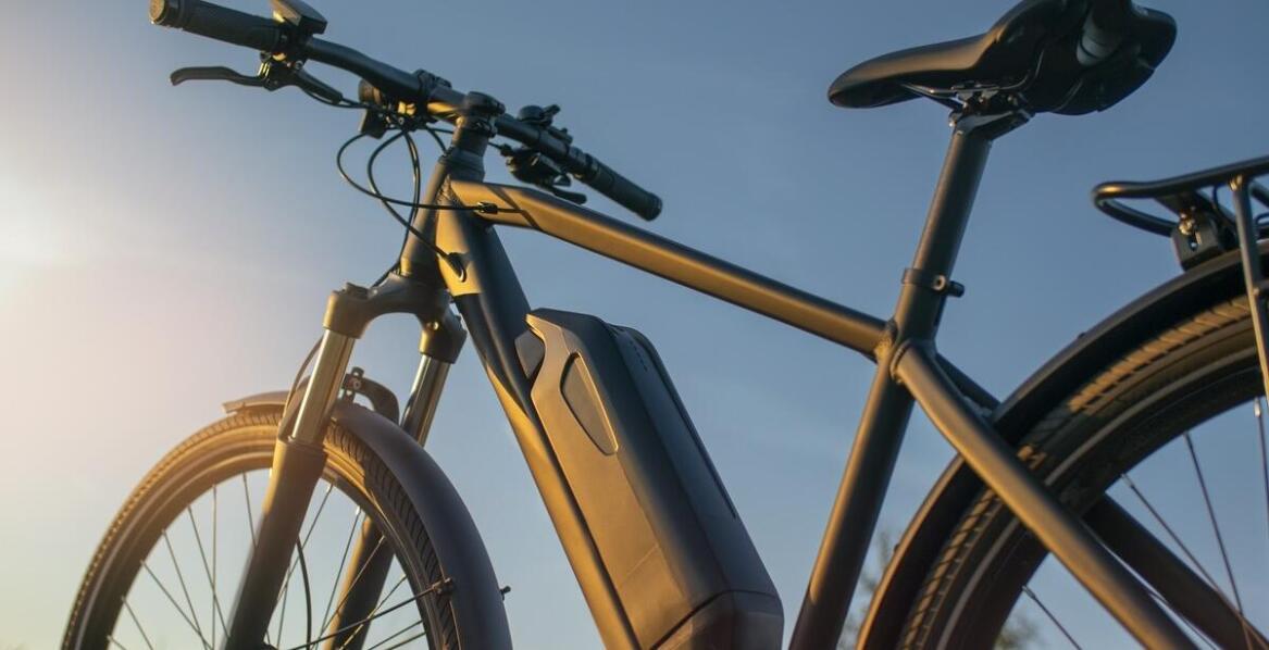 Zalety wyboru rowerów miejskich wyposażonych w opony z wkładką antyprzebiciową