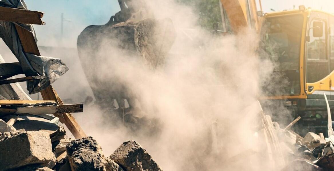 Wpływ zaawansowanego sprzętu na efektywność wyburzeń