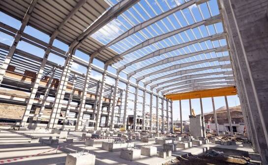 Proces planowania przestrzeni w budowie hal przemysłowych