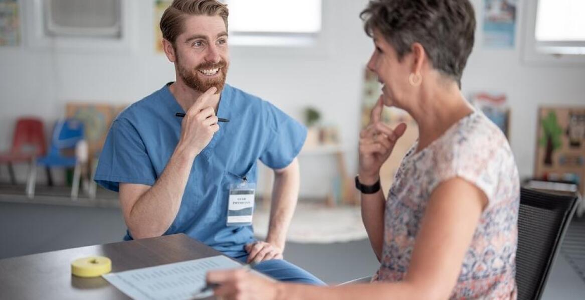 Emocjonalne podłoże jąkania u dorosłych: co warto wiedzieć?