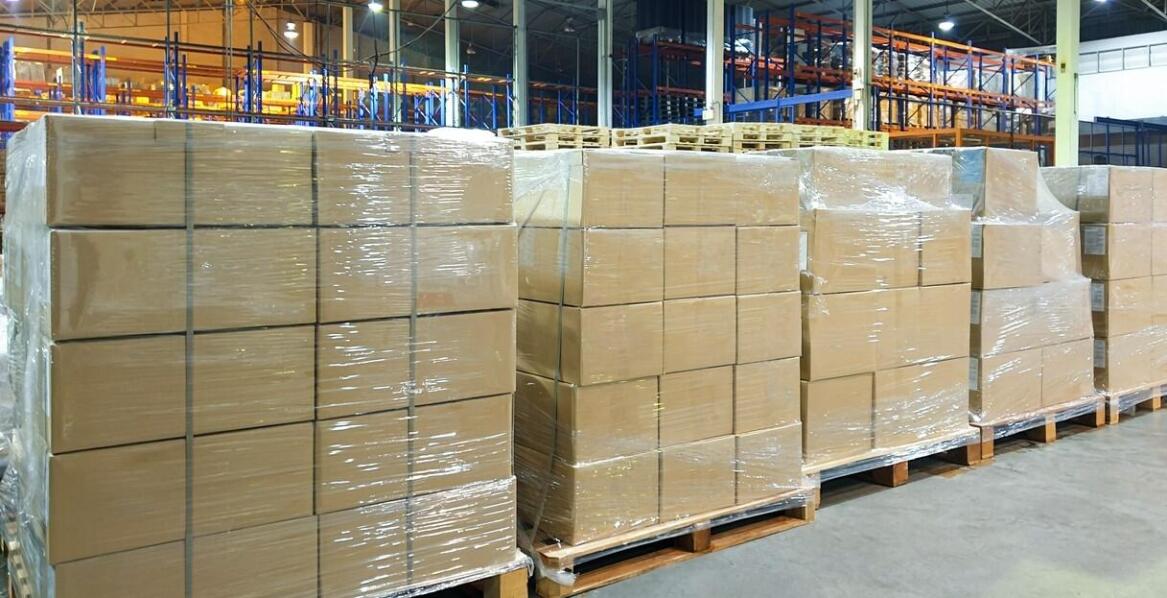 Die Bedeutung von Versandpaletten im Einzelhandel