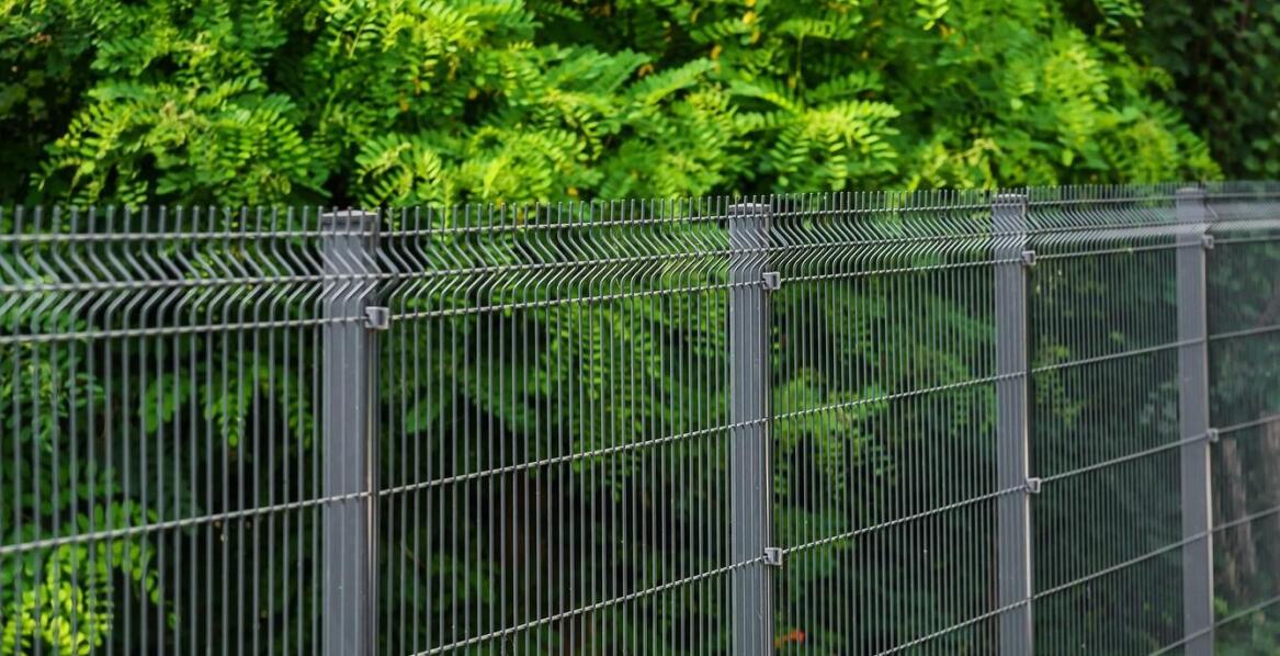 Wpływ jakości wykonania na trwałość ogrodzeń metalowych