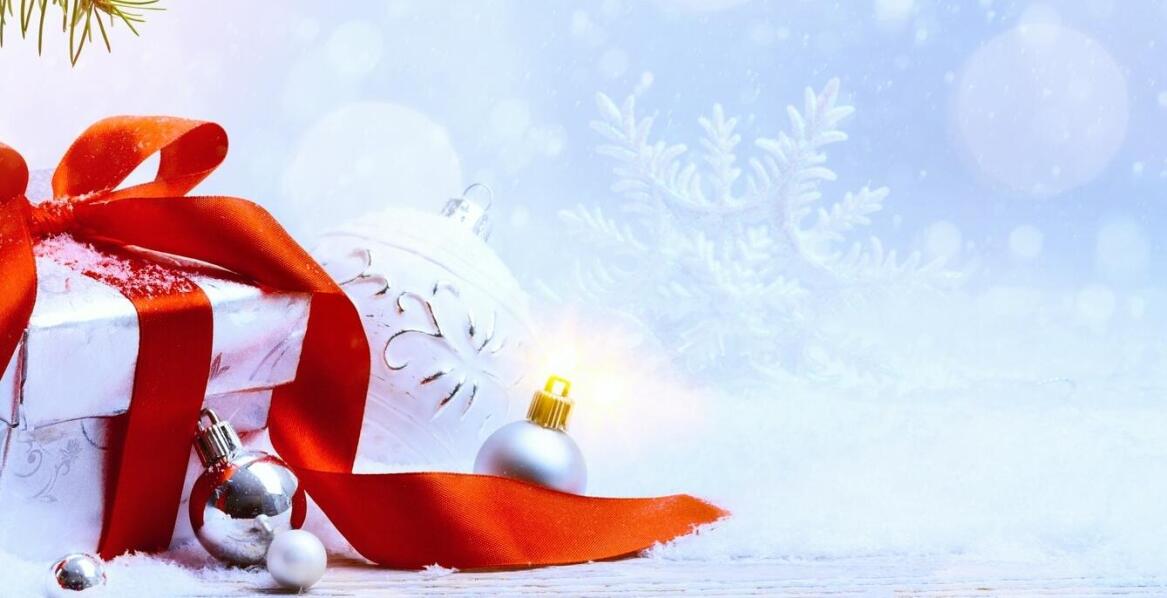 Rola wstążki świątecznej w tworzeniu eleganckich zaproszeń