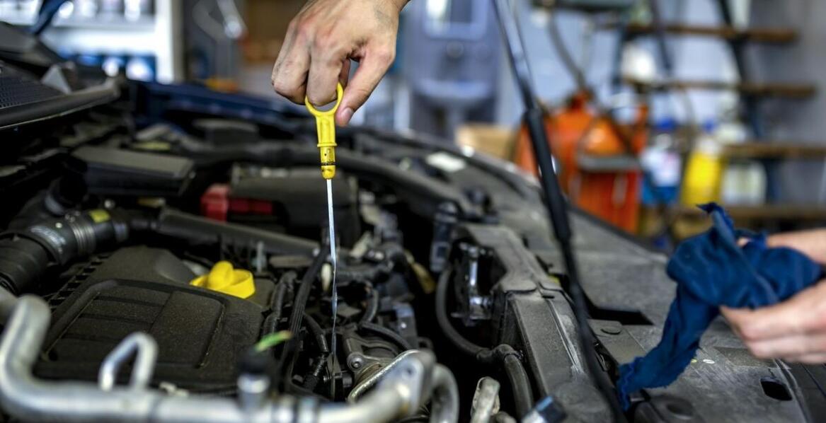 Wymiana płynów eksploatacyjnych – dlaczego jest tak ważna?