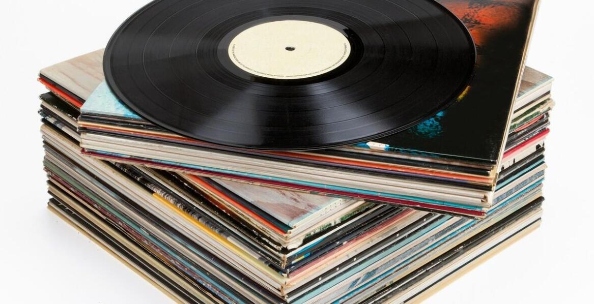 Przegląd albumów desert rocka - co znajdziesz w naszym sklepie z muzyką metalową?