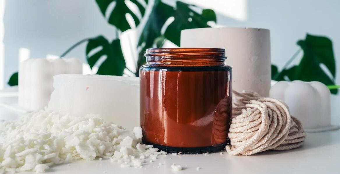 Świeca sojowa zapachowa – idealny wybór dla miłośników intensywnych aromatów