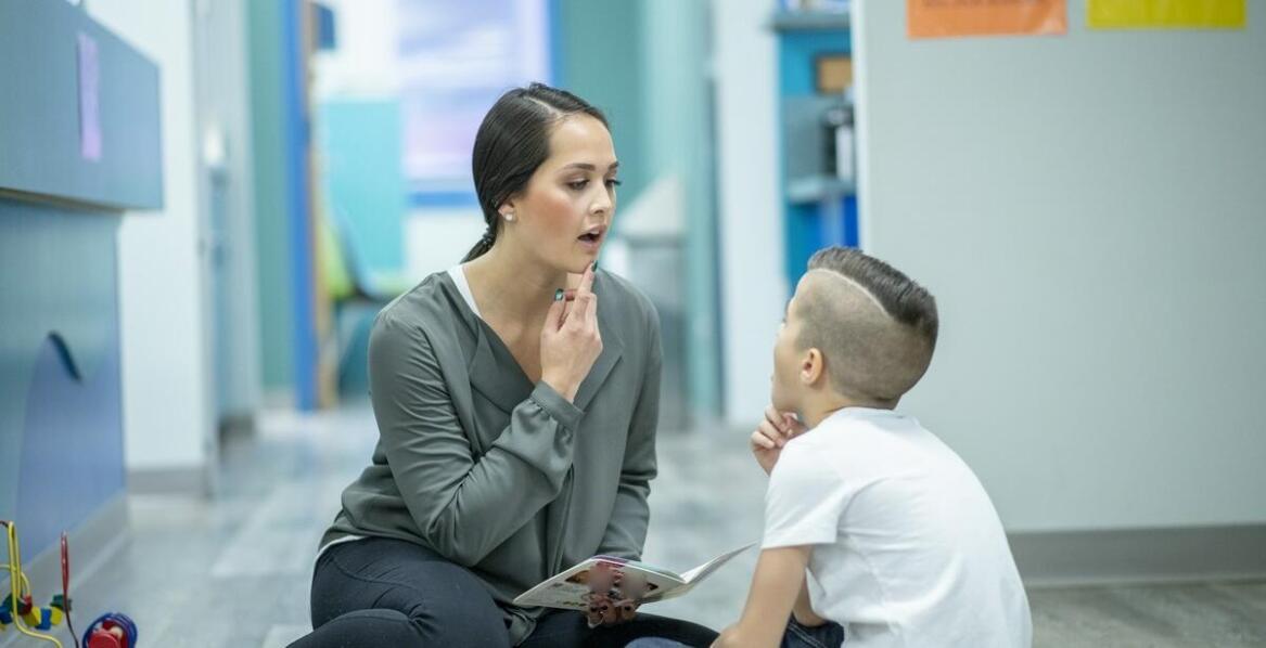 Rola logopedy w doborze odpowiednich ćwiczeń dla mięśni twarzy
