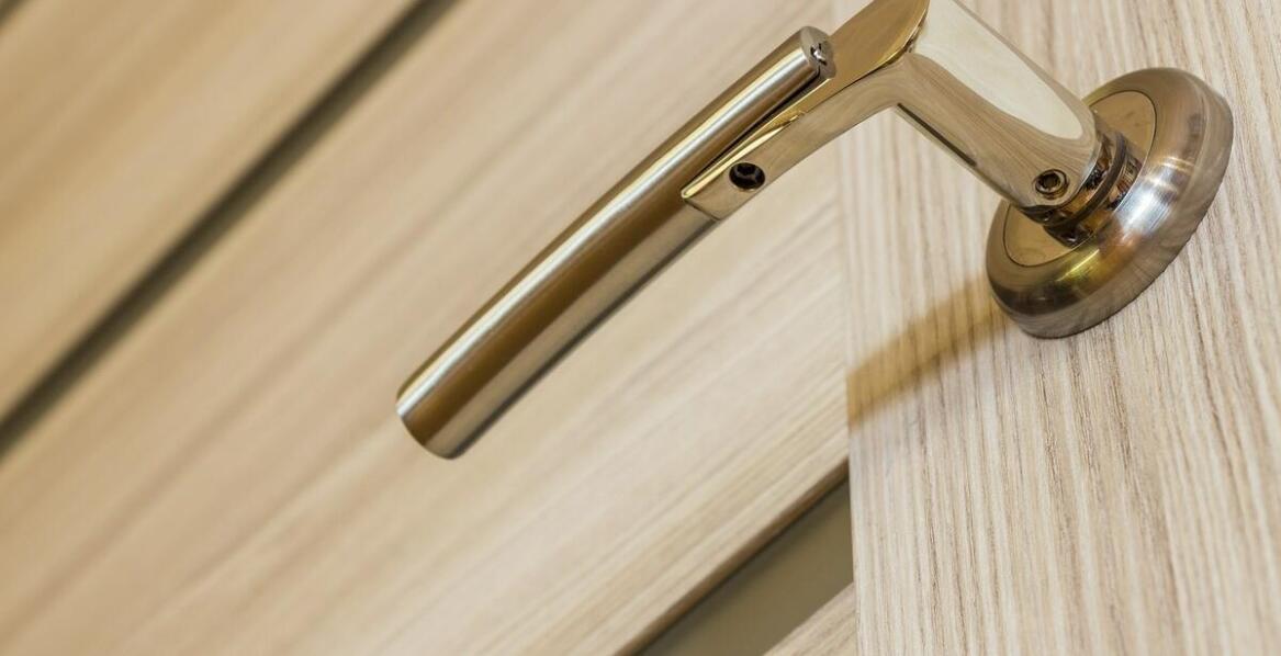 Jakie są najnowsze rozwiązania technologiczne w drzwiach porta zakopiańska?