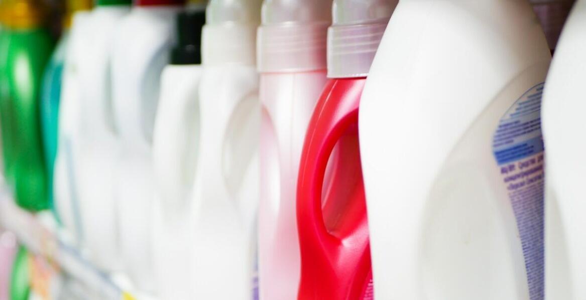 Rola naklejek w produkcji spożywczej – zapewnienie jakości i informacji