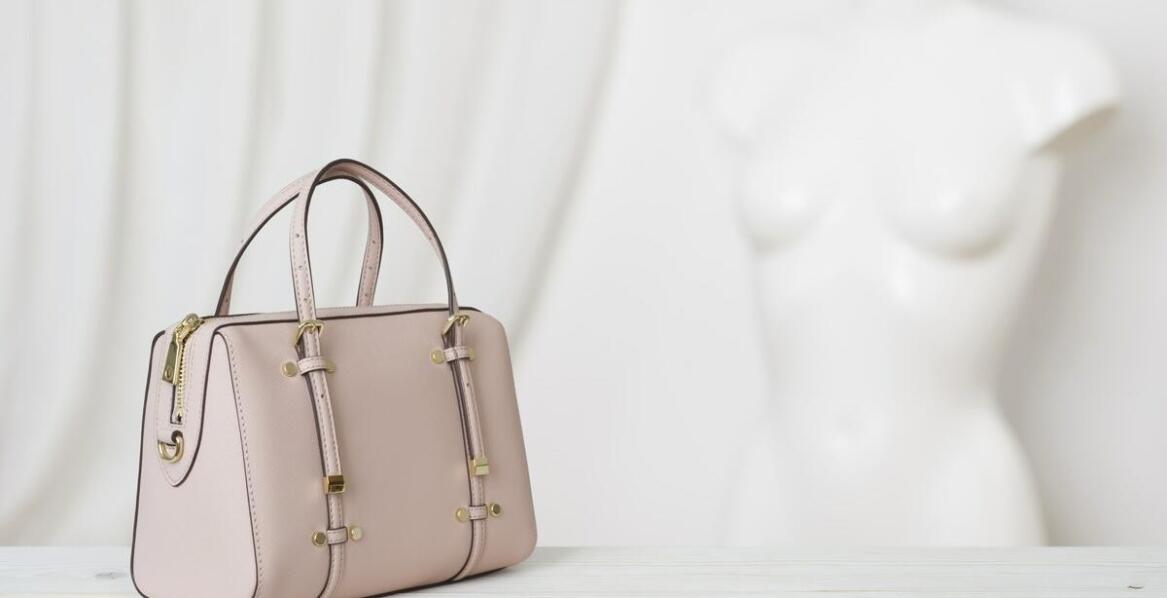 Dlaczego komplet Megi to must-have w szafie każdej kobiety?