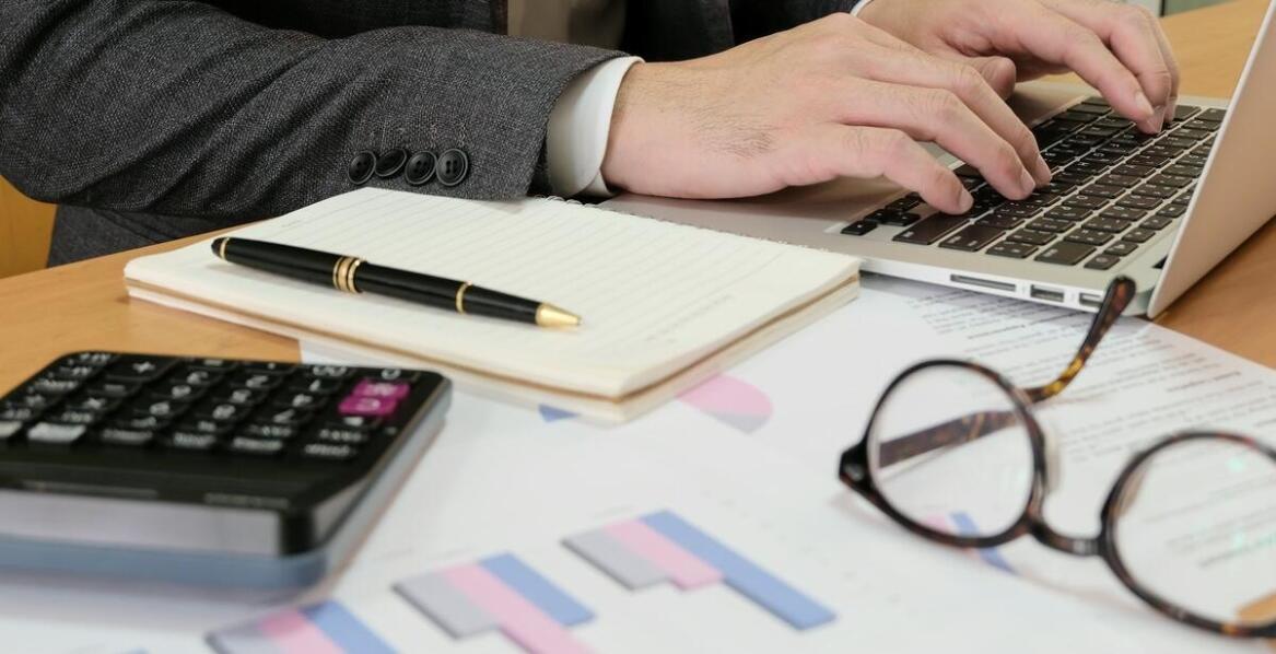 Prowadzenie dokumentacji finansowej: dlaczego jest to kluczowe dla Twojej firmy?