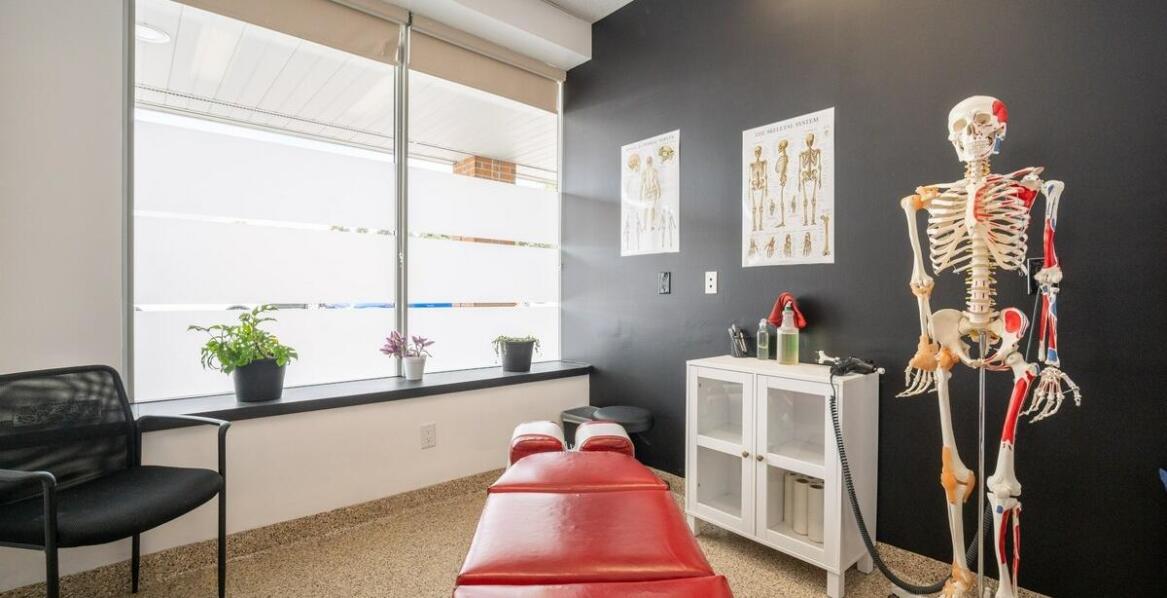 Jakie usługi rehabilitacyjne oferuje szpital specjalizujący się w ortopedii?