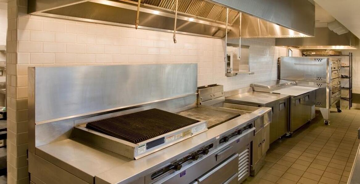 Jakie funkcje powinien mieć nowoczesny okap gastronomiczny?