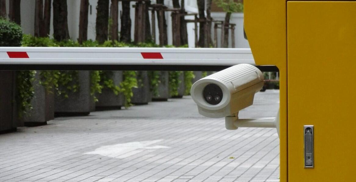 Jakie są różnice między stalowymi a aluminiowymi blokadami parkingowymi?