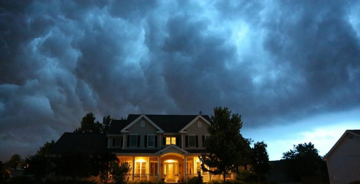 Ochrona odgromowa a bezpieczeństwo domowe – co warto wiedzieć?