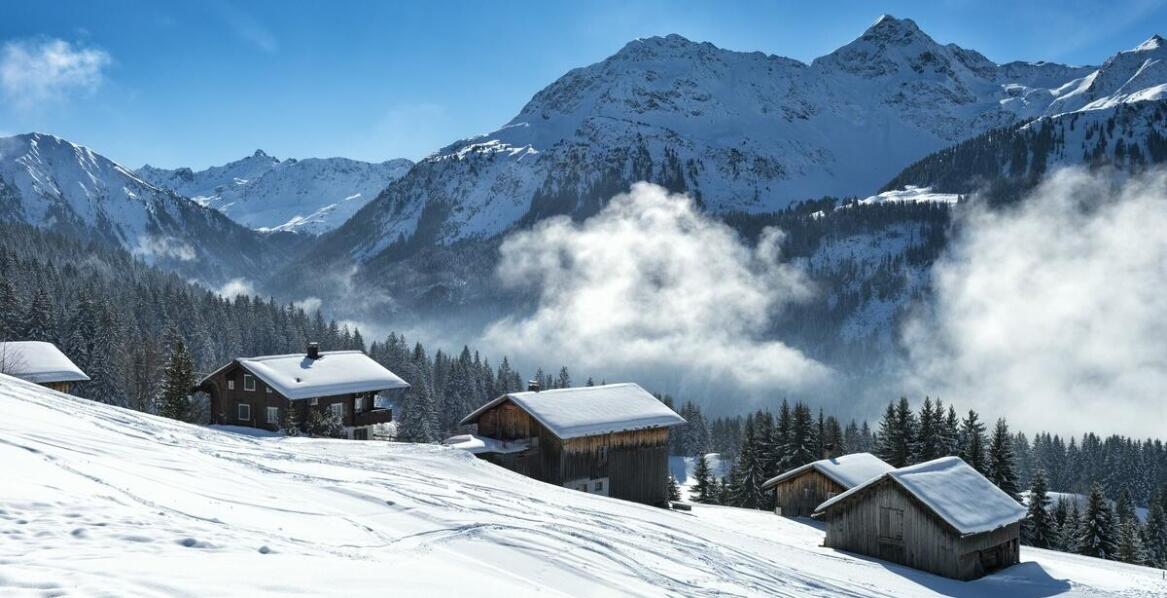 Jak kupić dom w górach w atrakcyjnej cenie? Wskazówki