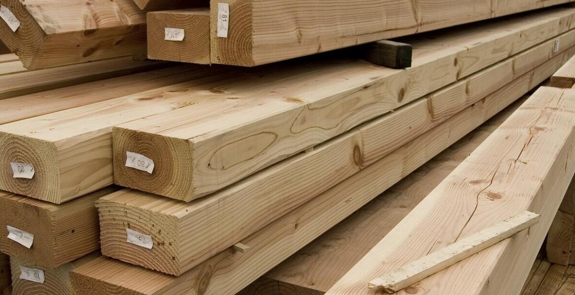 Znaczenie fosztu drewnianego w kontekście odporności na wilgoć