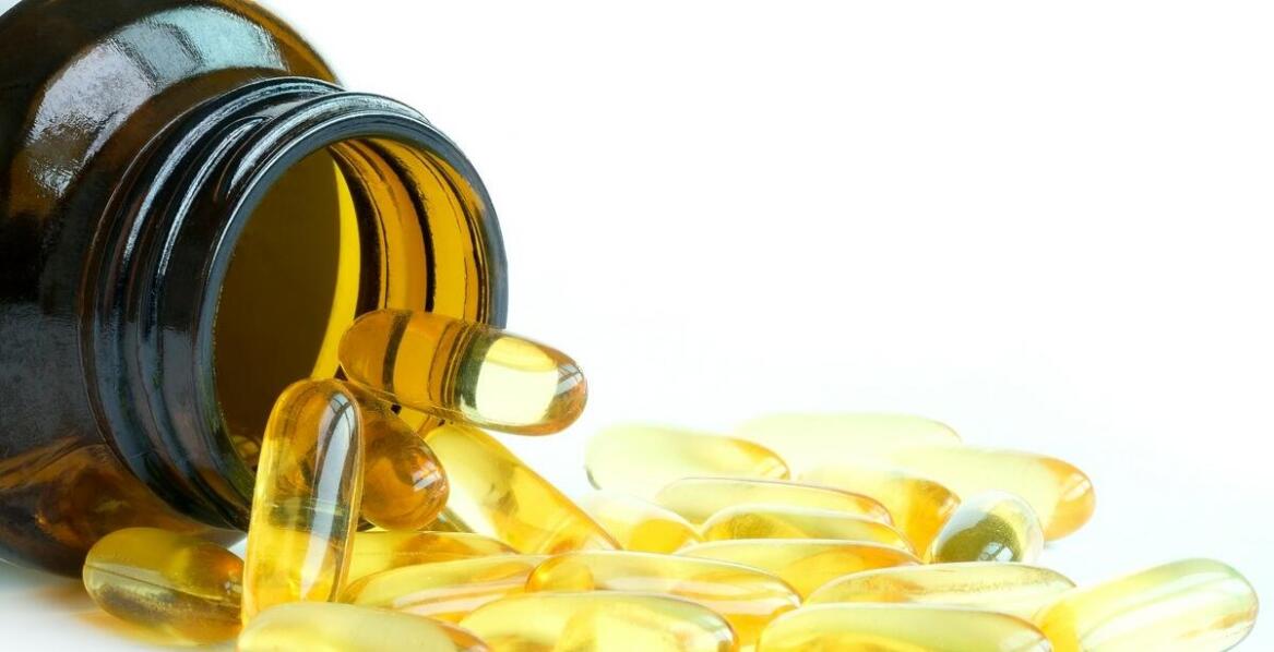 Jakie są właściwości oleju z wiesiołka i dlaczego warto go stosować?