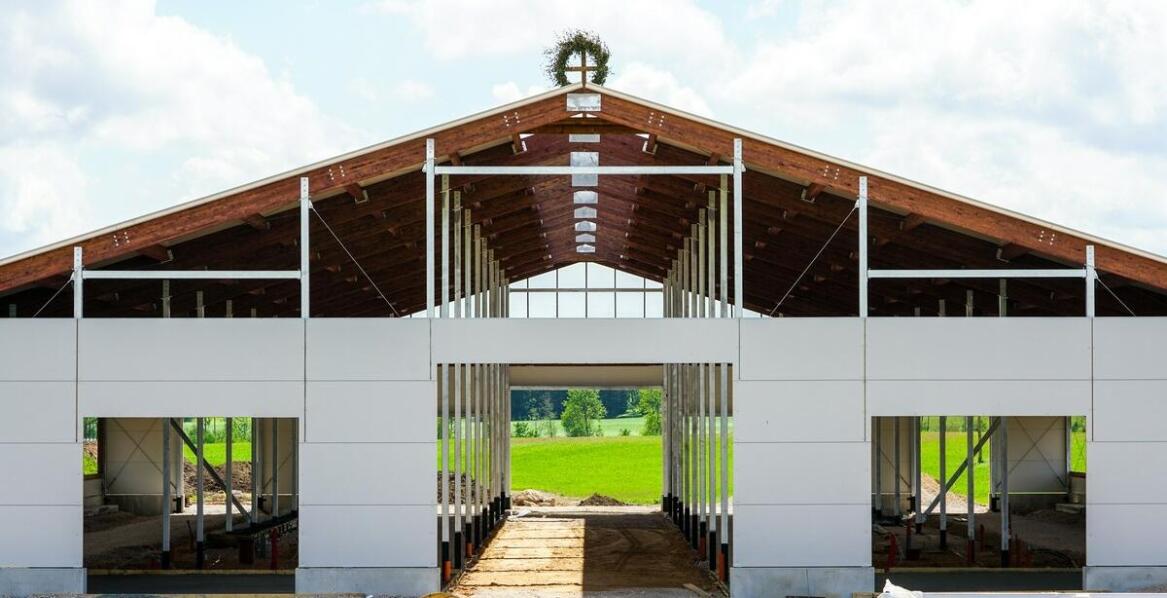 Wpływ mat do boksu na zmniejszenie hałasu w stajni