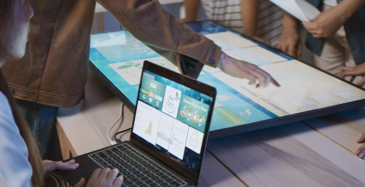 Kluczowe korzyści z wdrożenia zintegrowanych systemów zarządzania