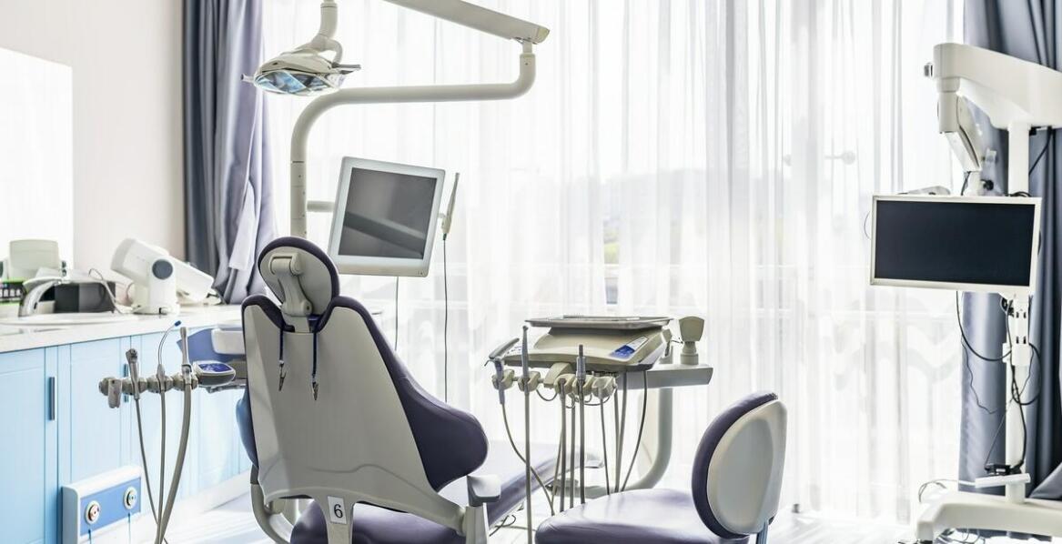 Jakie są najnowsze trendy w projektowaniu przestrzeni medycznych?