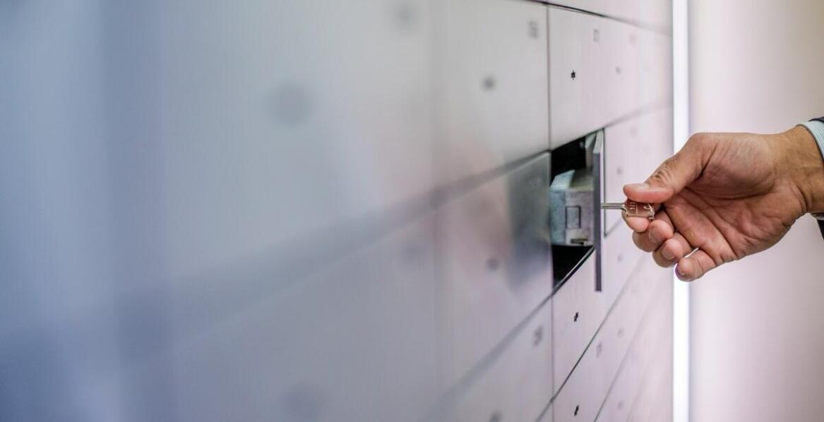 Skrzynka na kluczyk ewakuacyjny – dlaczego warto inwestować w jakość?