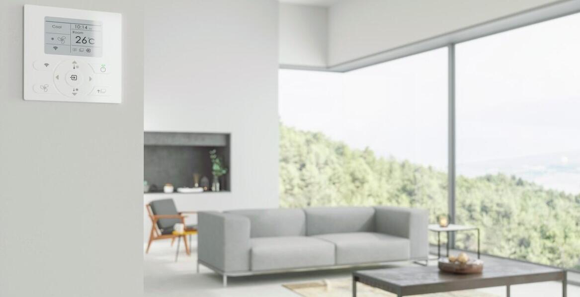 Jakie korzyści niesie zastosowanie komunikacji dwukierunkowej w systemach roletowych?