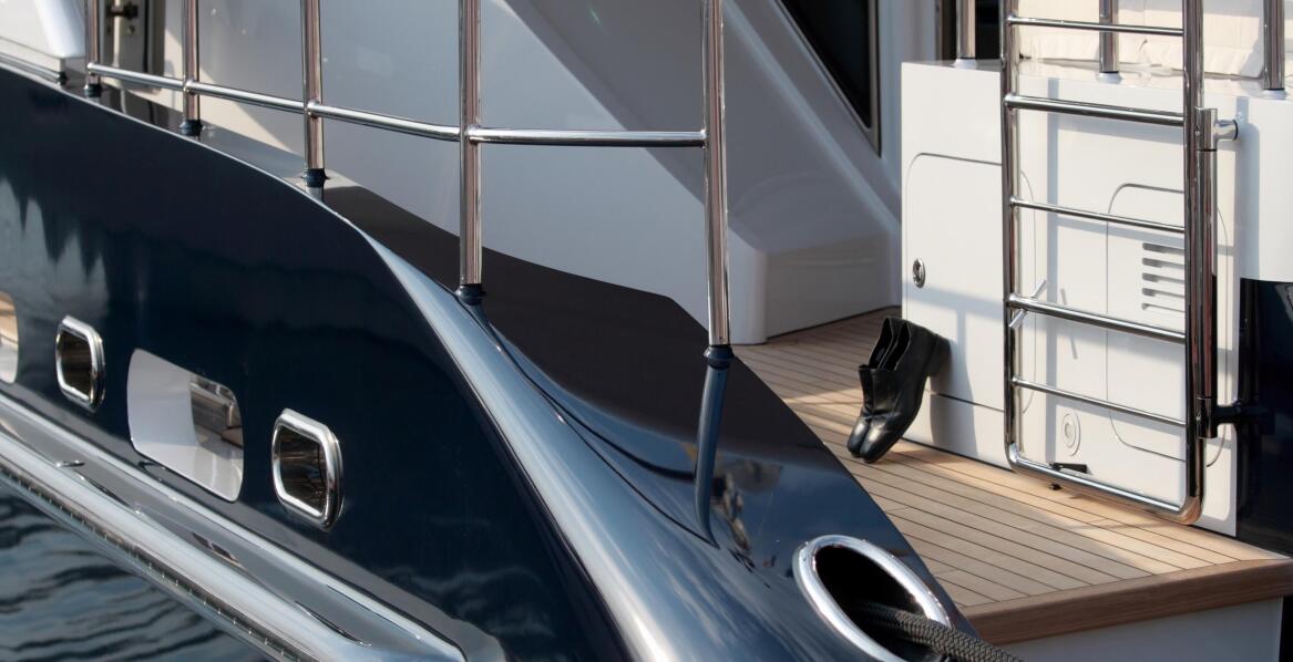 Jakie są najczęstsze błędy przy wyborze i montażu relingów?