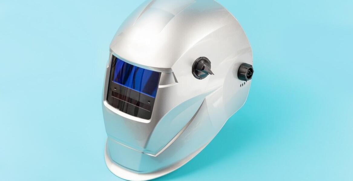 Przyłbica szlifierska 3M – standardy bezpieczeństwa i jakości